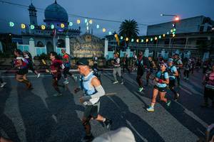 BIB: 
                            <button type="button" onclick="openModal(26231957)" class="btn btn-primary btn-sm float-right btn-popup" data-toggle="modal" data-target=".modal-high-quality">
                        <i class="fas fa-shopping-cart"></i> Add to Cart
                    </button>
                                            <button type="button" onclick="isThisMe(26231957, true)" class="btn btn-success btn-sm float-right btn-popup btn-isme hidden" data-toggle="tooltip" data-placement="bottom" title="นี่คือรูปของคุณใช่ไหม คลิกที่นี่เพื่อเอาเข้าอัลบั้ม">
                        <i class="fas fa-plus"></i> Add to album
                    </button>
                    <button type="button" onclick="isThisMe(26231957, false)" class="btn btn-warning btn-sm float-right btn-popup btn-isnotme hidden">
                        <i class="fas fa-ban"></i> Remove from album
                    </button>